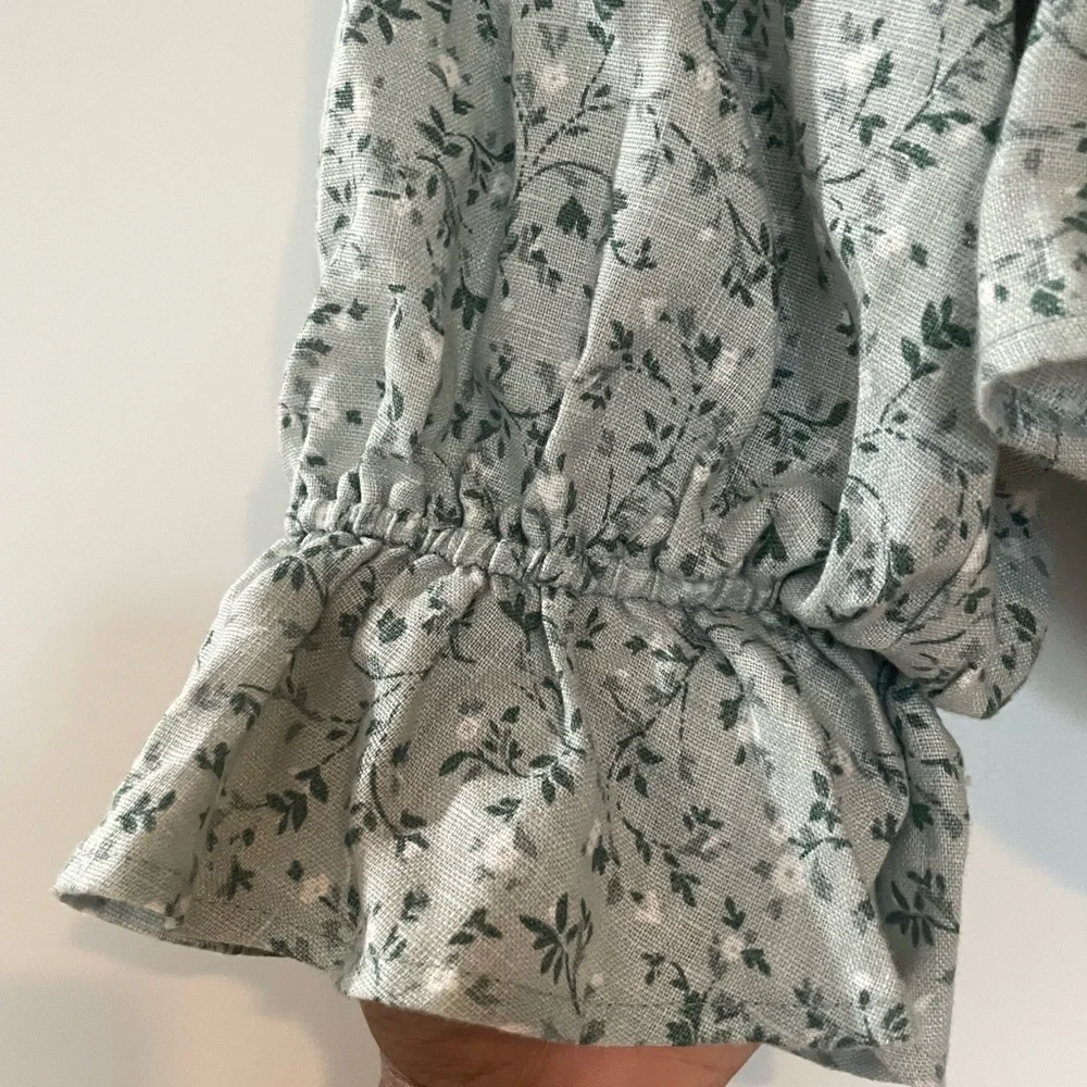 Reformation Edgewater Puff Sleeve Crop Blouse- agave